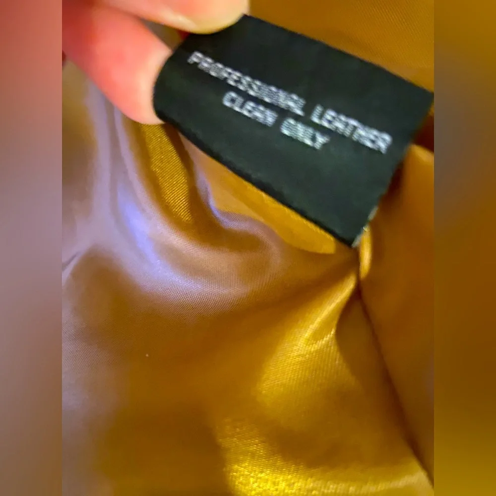 🤠🎶 EUC Women’s 100% Genuine Leather Fringe Jacket💯 - Picture 12 of 16